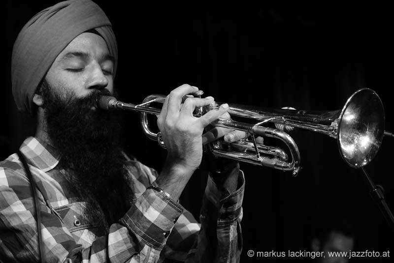 red_baraat_3