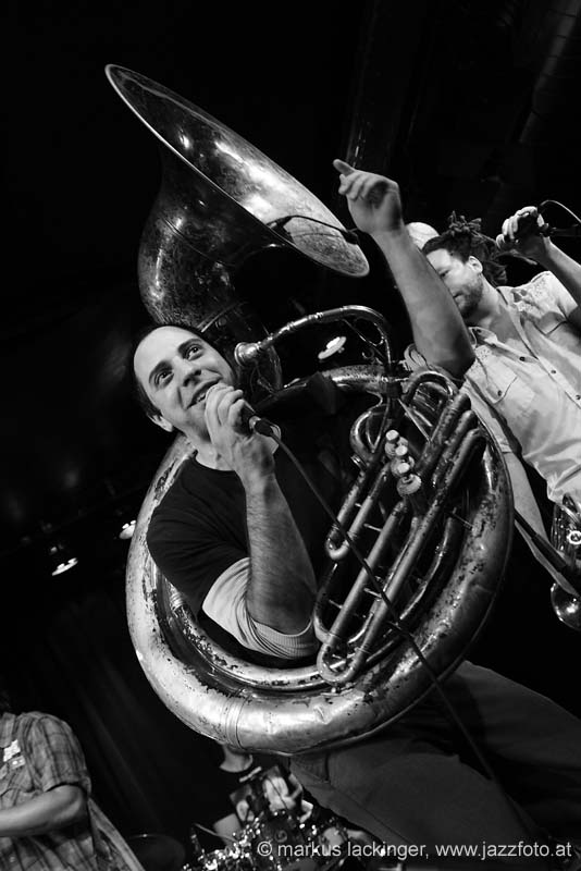 red_baraat_4