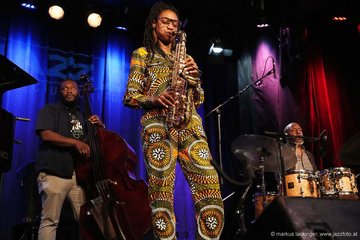 jazzit_a74_221000612