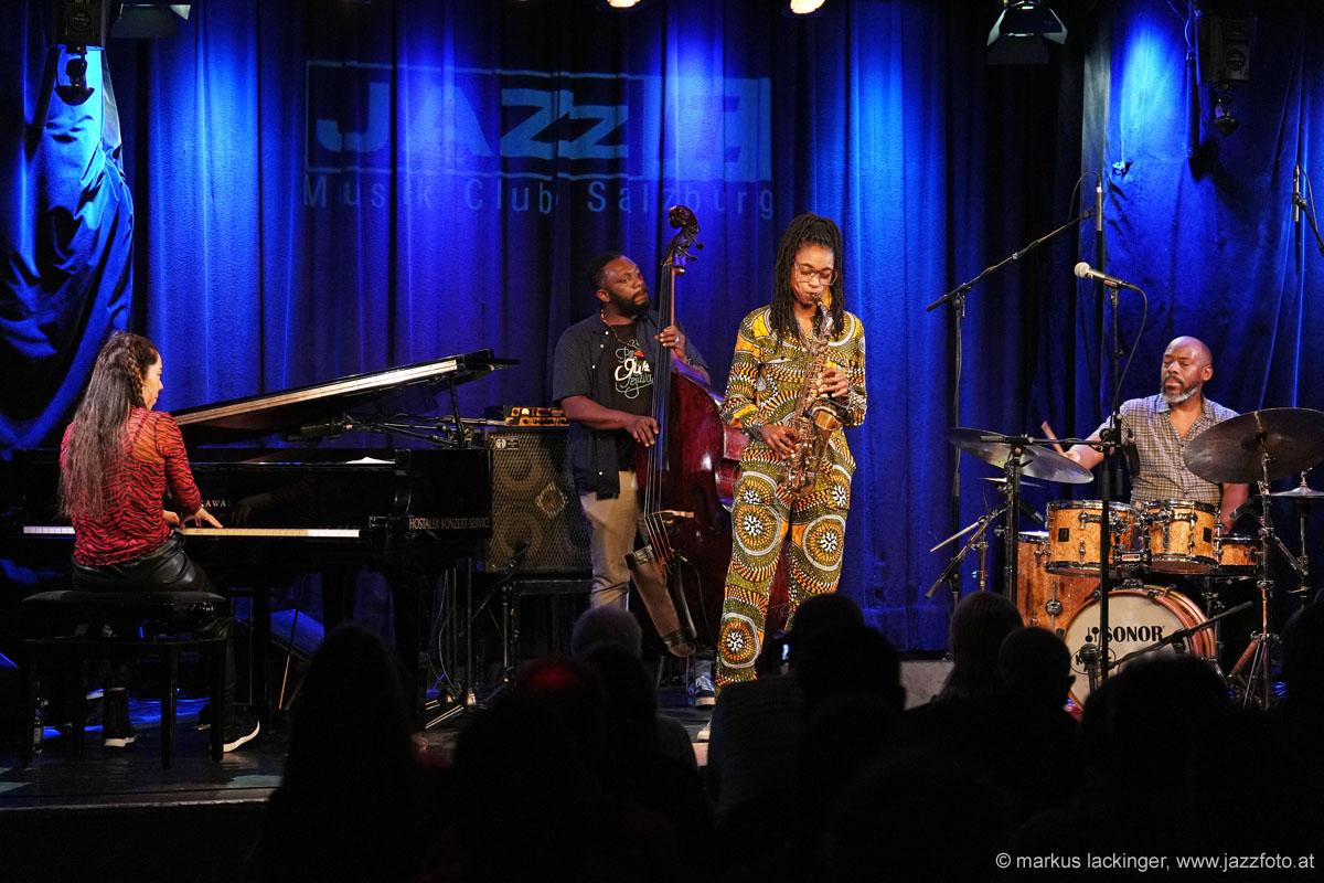 jazzit_a74_221000878