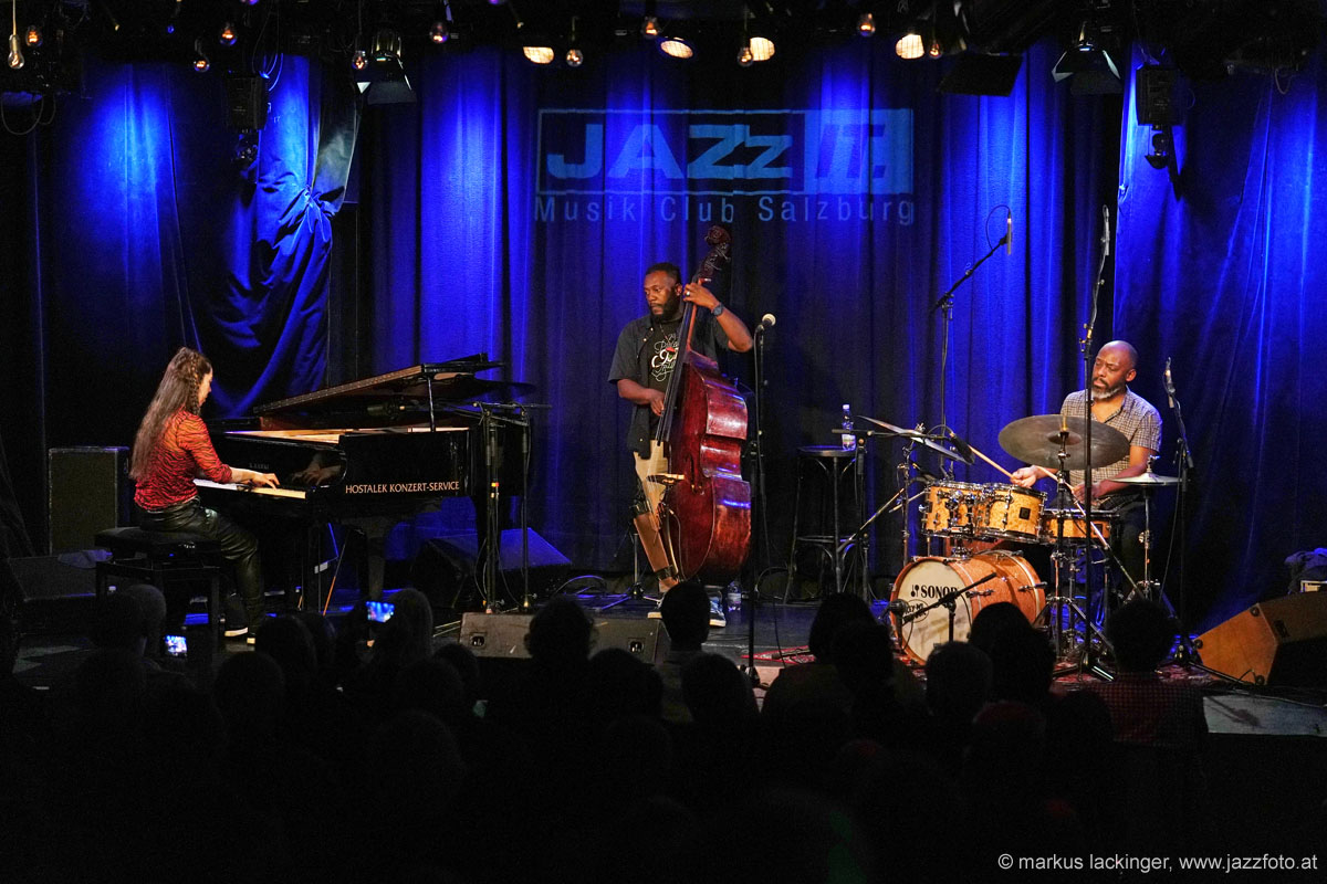 jazzit_a74_221000906