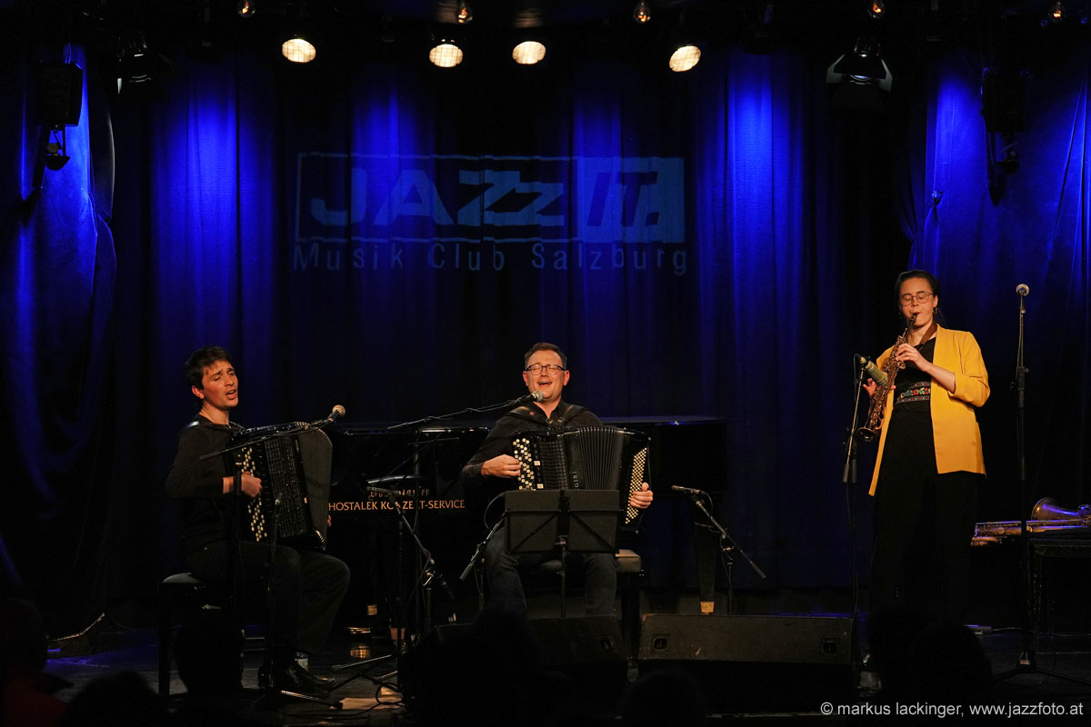 1_jazzit_a74_221202357