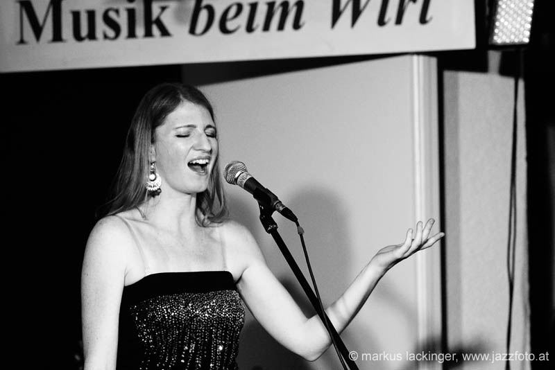 dikanda_sw131102875